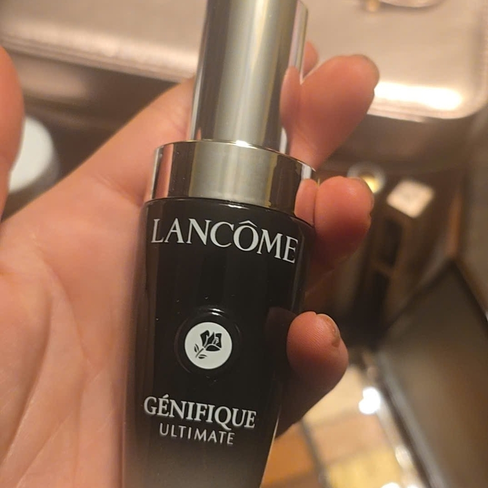 Lancôme Génifique Ultimate Serum